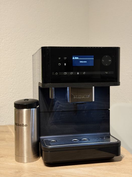 Кавомашина Miele CM6350