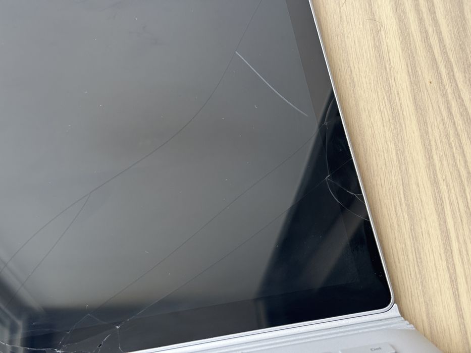 Microsoft surface book 2 geforce 1050 під ремонт