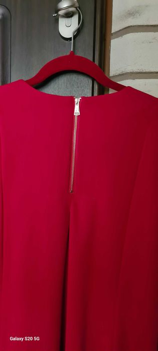 Czerwona sukienka 38 QUIOSQUE luźny fason