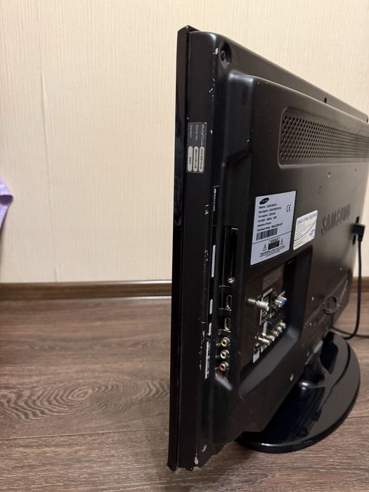 Телевізор Samsung LE32C450 32" LCD HD HDMI USB VGA
