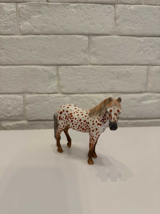 Konie Schleich i Collecta