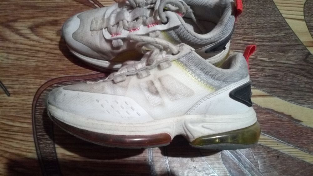 Zara 30р          .