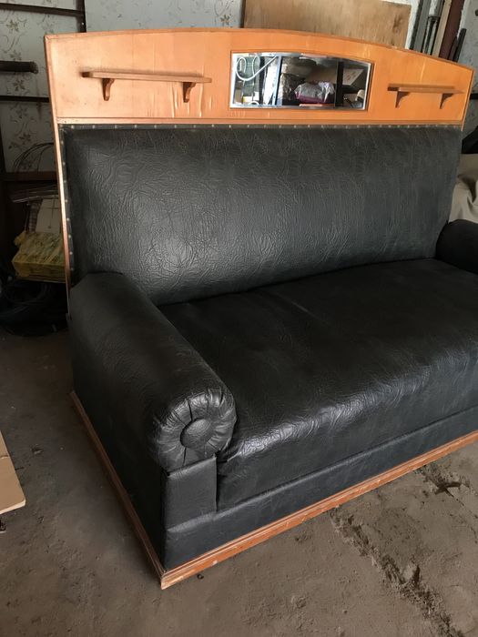 Продам Ретро диван времен СССР