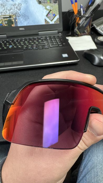 OAKLEY sutro light