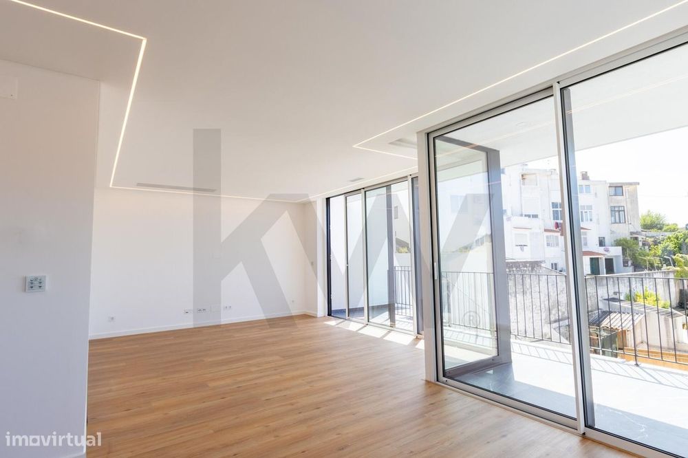 Moradia em condominio com jardim e piscina privados