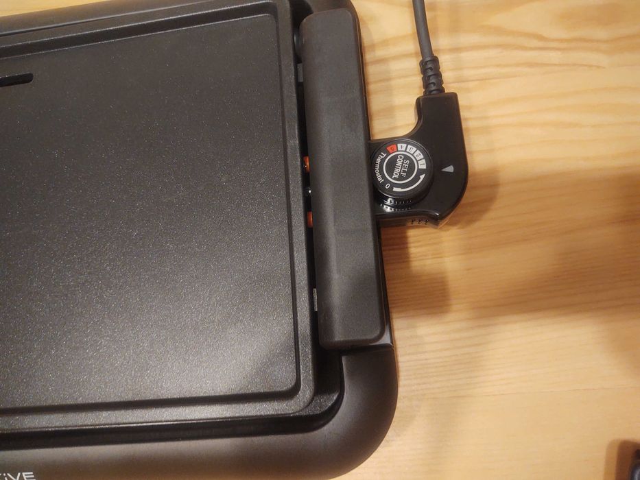 Grill elektryczny SKIVE stołowy imprezowy