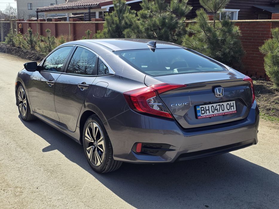 Продам хонда сивик 2017г.