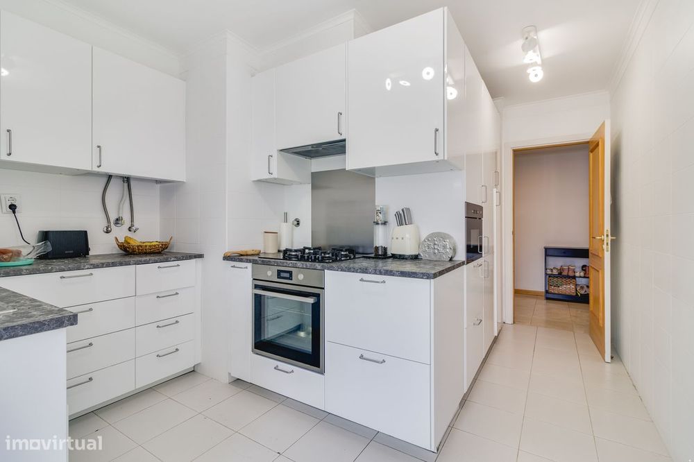 Apartamento T3 | 150 M² | Arrecadação | Garagem | Lumiar