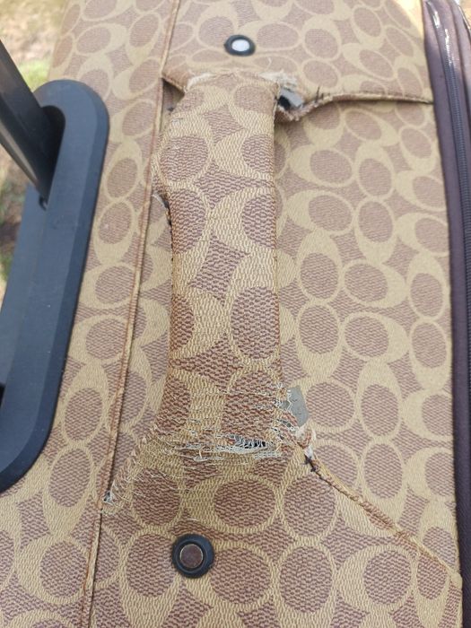 Чемодан  , сумка .валiза