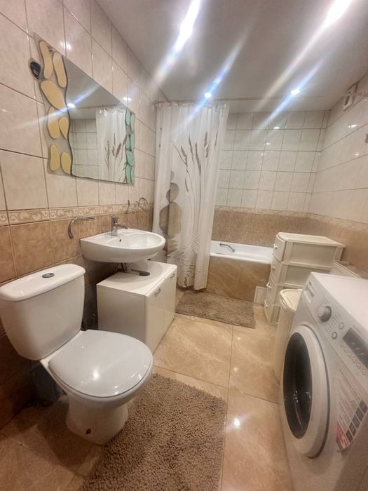 Продаж двоповерхового будинку по вул. Коваленка