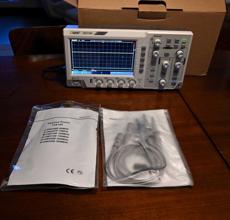Oscyloskop cyfrowy OWON SDS1104 4-kanałowy