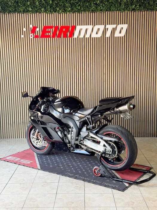 Honda CBR 1000 RR SC57