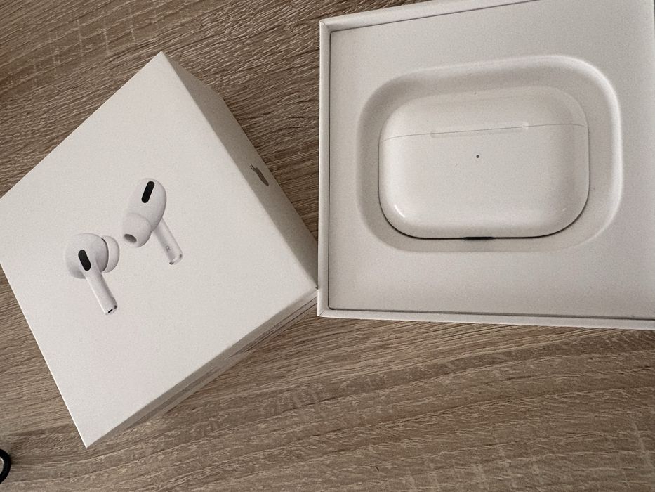 Sprzedam airpods pro 1 generacji