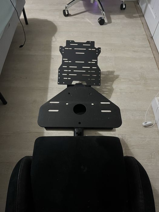 Cadeira com suporte para volante e pedais - Playseat Evo Alcantara