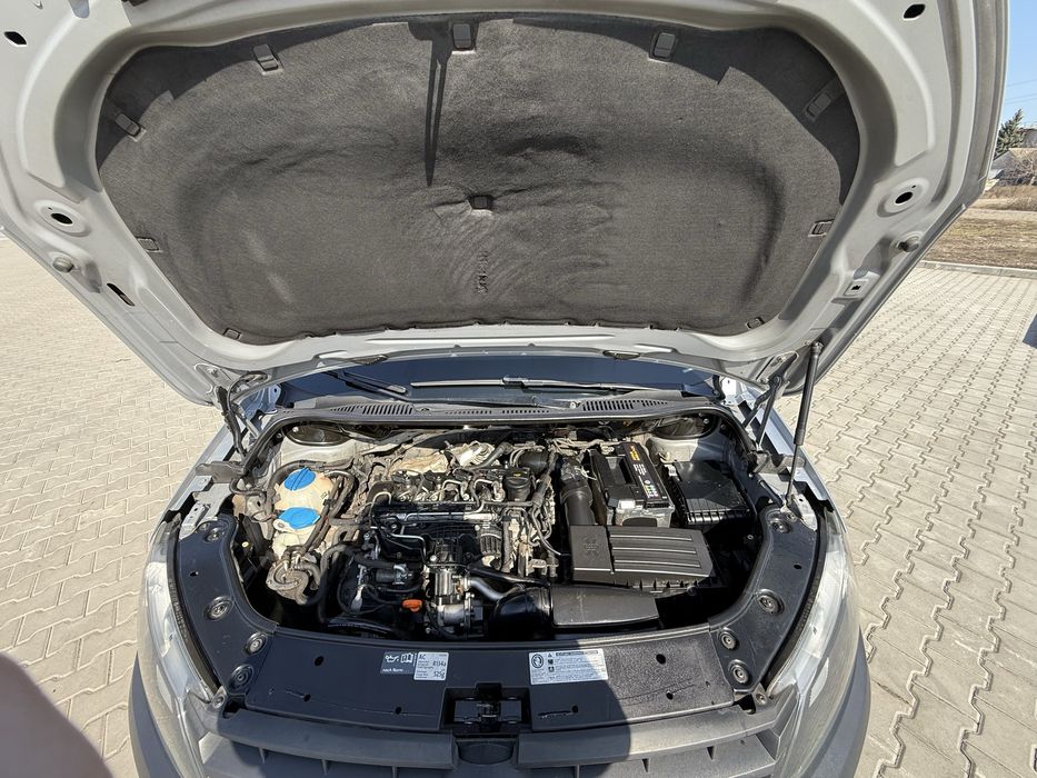 Volkswagen caddy 1.6 tdi dsg 2011