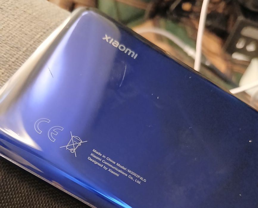 Telémovel Xiomi  para arranjo ou Peças precisa trocar Visor