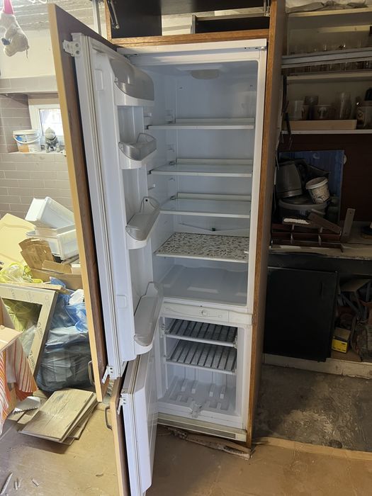 Lodowka do zabudowy Hotpoint Ariston BCB 312 AAI