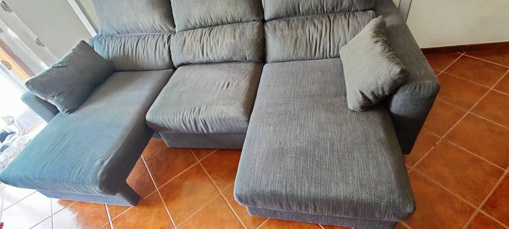 Sofá 3 lugares em tecido