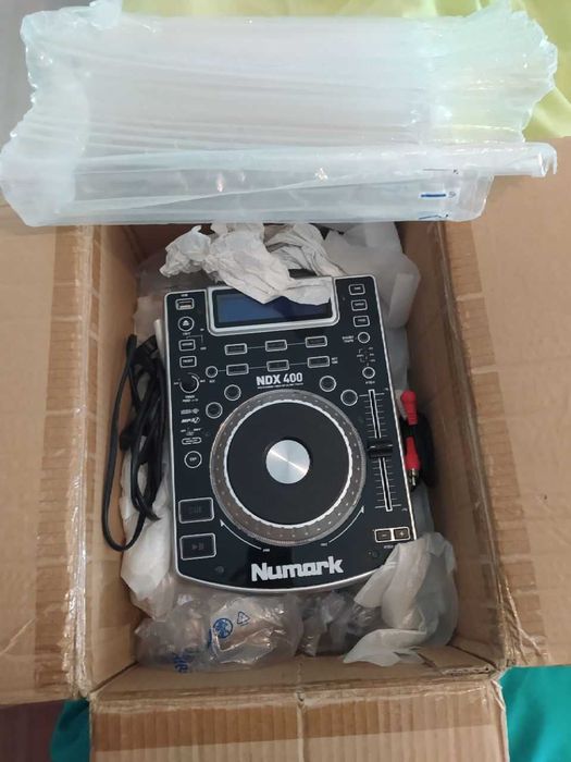 CDJs Numark NDX400