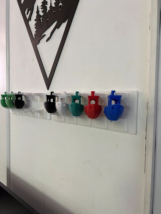 Suporte Pequeno Skadis IKEA para "Benchy"