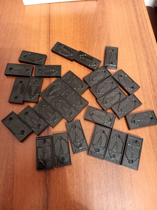 Домино, настольная игра.