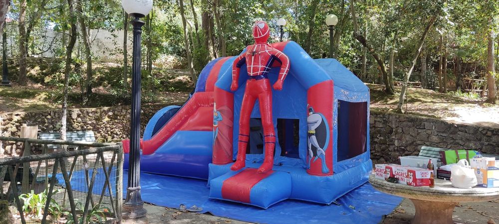 vendo Insuflável homem aranha