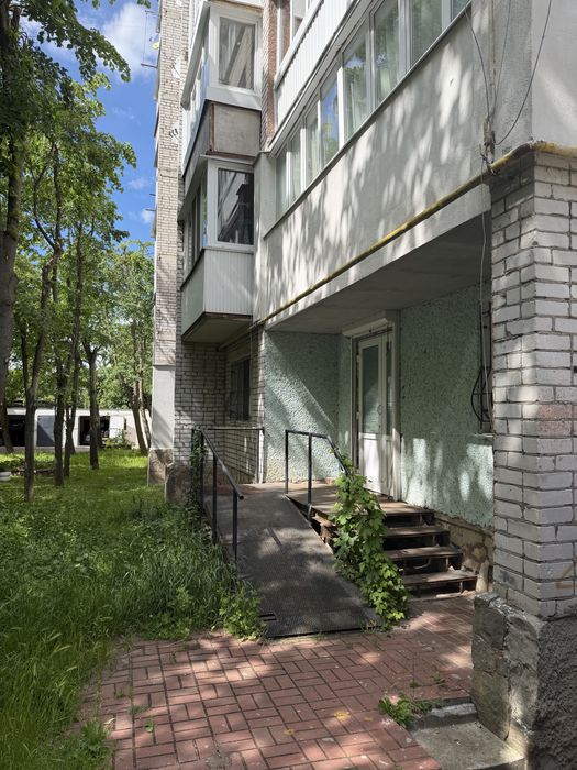 Продаж комерційного приміщення в самому центрі Житомира, район Філармонії.