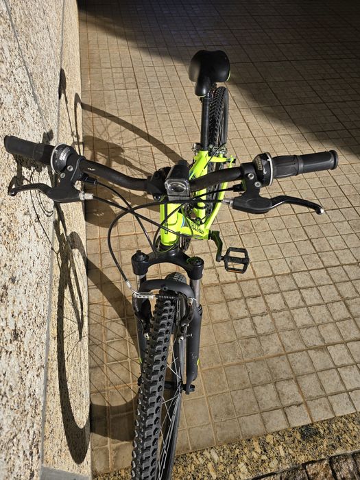 Bicicleta decatlhon st500 roda 24