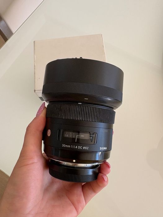 Lente Sigma F1.4 DC HSM