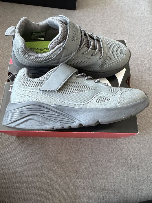 Дитячі кросівки Skechers 32 розміру