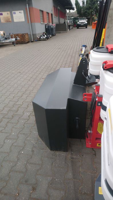 Obciążnik na przedni TUZ 1000 kg