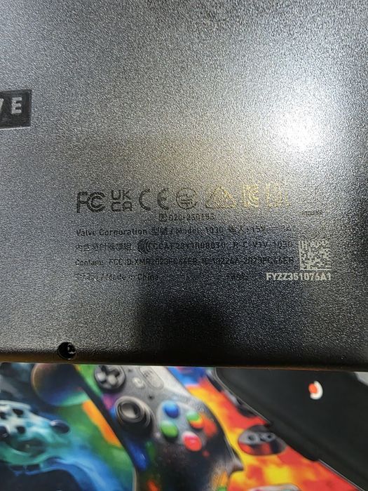 Портативна ігрова консоль Steam Deck OLED 1trb