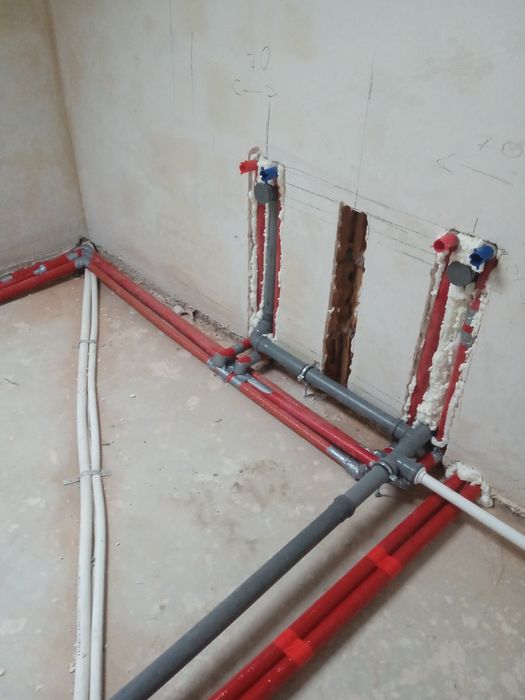 Hydraulik Instalator urządzeń sanitarnych.