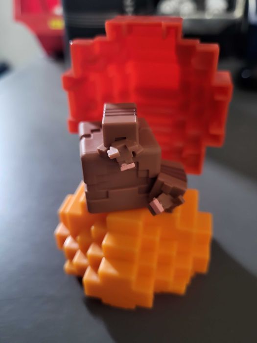 Jajko spawnowania Minecraft figurka Pancerniki, jajo spawn nieużywane.