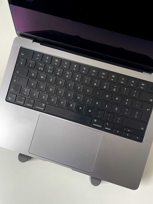 MacBook Pro 14” M1 Pro 16GB RAM 512GB