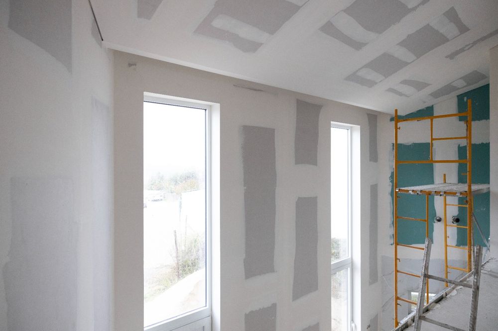 Tetos falsos e divisórias