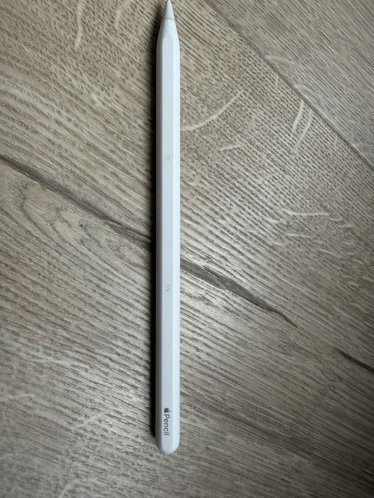 Продам iPad Pro 11” 2020, 256 GB, Wi-Fi, Space Gray, у хорошому стані.