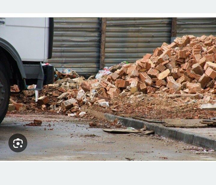 Recolho de  entulho de obras