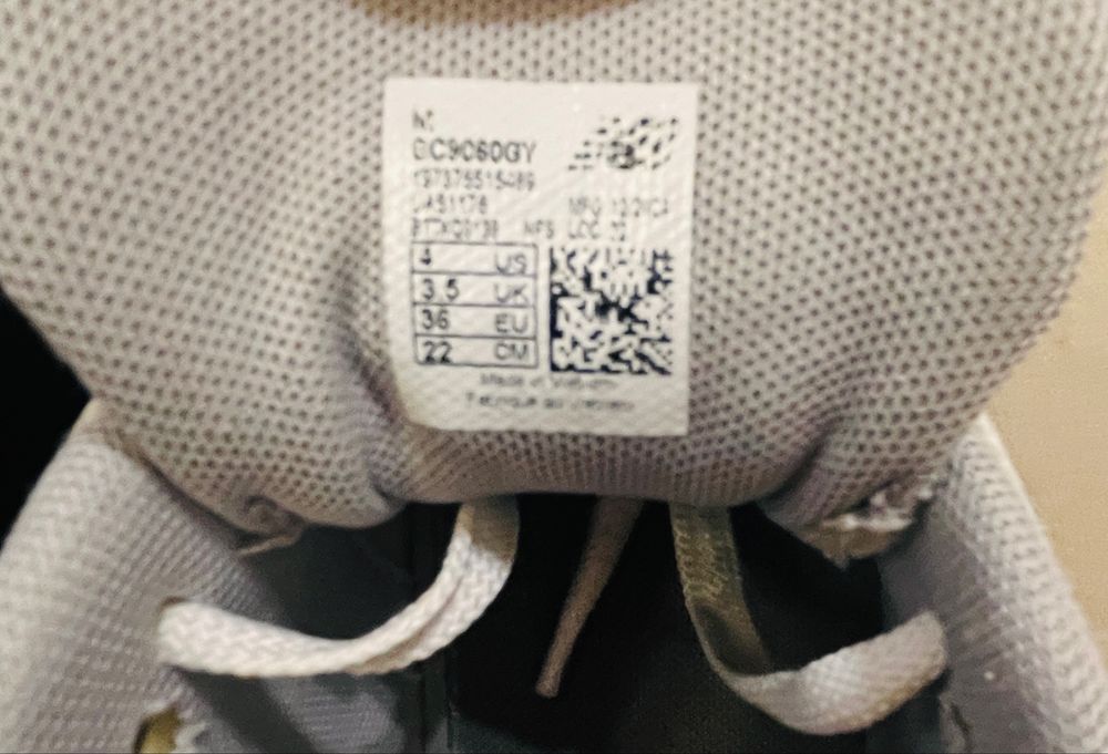 Кросівки New Balance 22 розмір