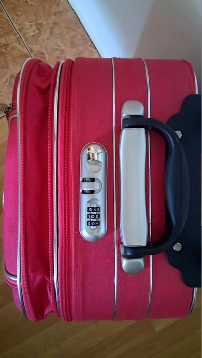 Mala de viagem rosa