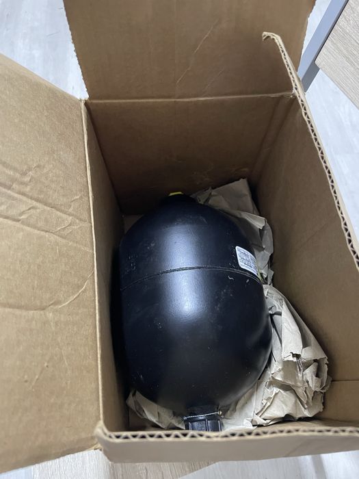 Acumulador hidraulico CAT