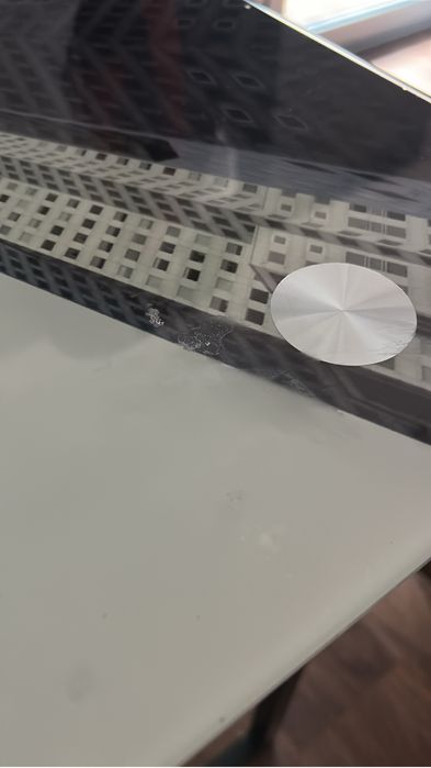 Secretária de Vidro com Design Moderno