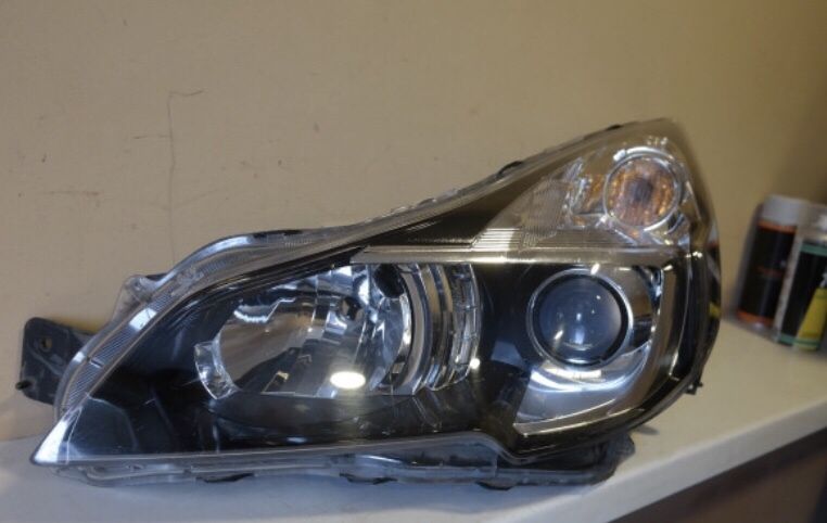 Фара Subaru Outback B14