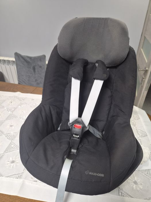 FOTELIK MAXI COSI 0-18 Kg z baza
