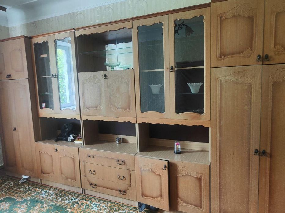 Продаж великої кімнати на ст.м КПІ, Київ