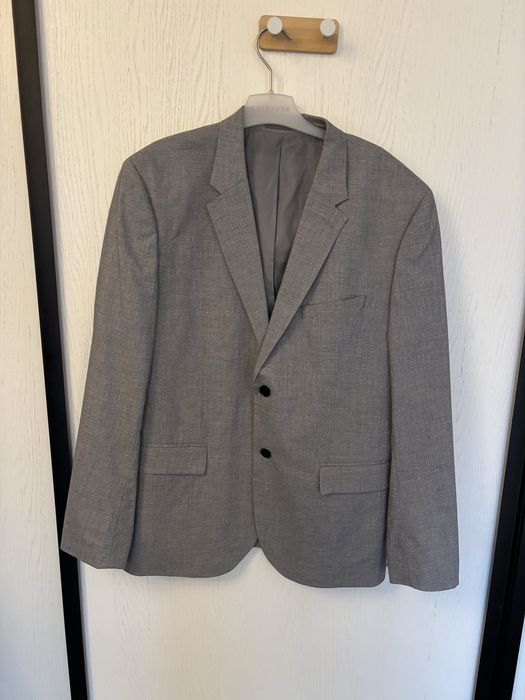 Szara marynarka meska h&m uniwersalna super sie prezentuje modna