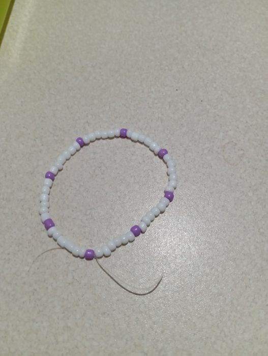 Bransoletki i pierścionki