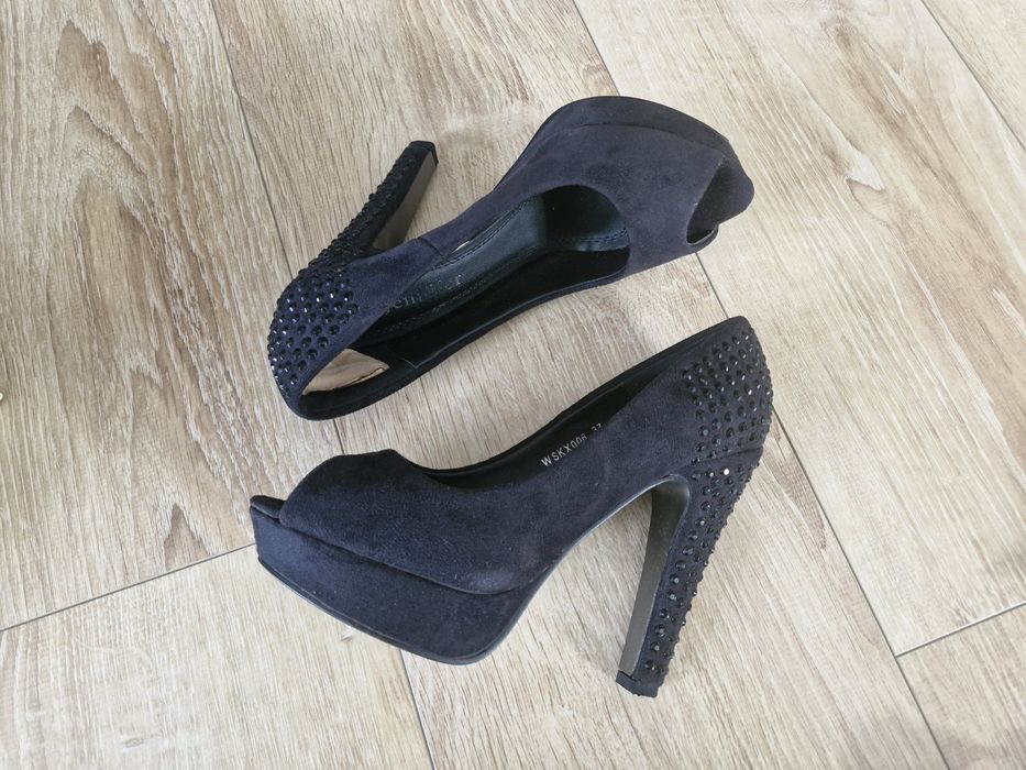 Szpilki obcas sylwester