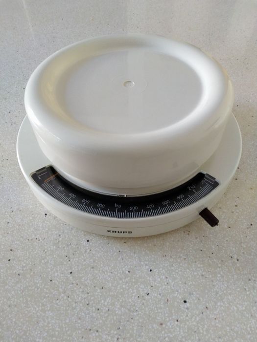 Balança Krups com pesagem sucessiva de ingrediente até 2 kg