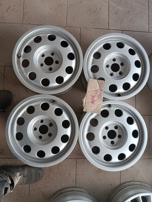 Титанові диски різних розмірів